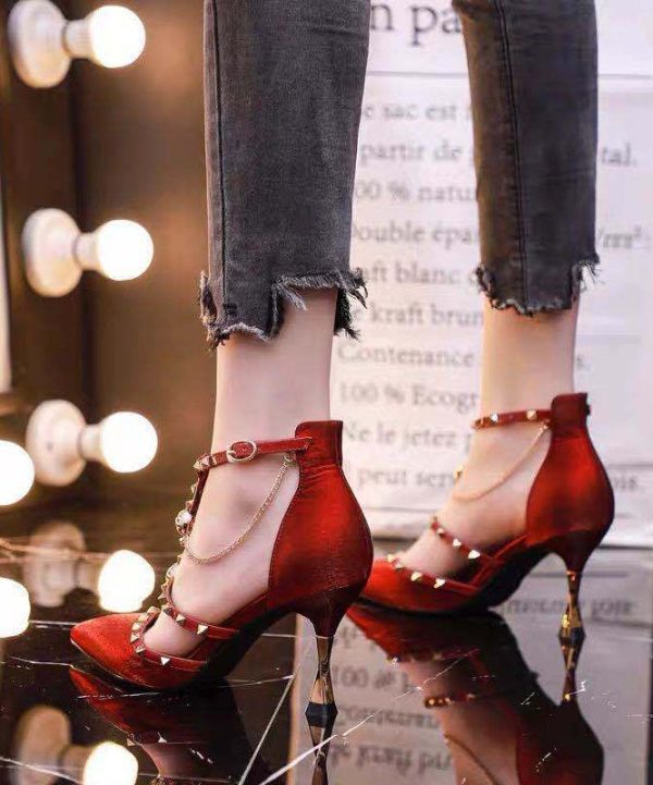 Beautiful Mulberry Pointed Toe Hollow Out Rivet High Heel Sandals on Sale - Image 3