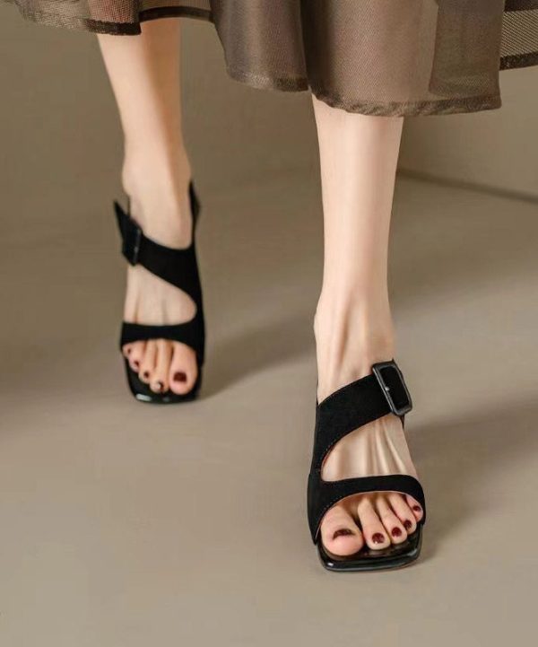 Original Design Brown Cowhide Leather Hollow Out Chunky Heel Sandals Online